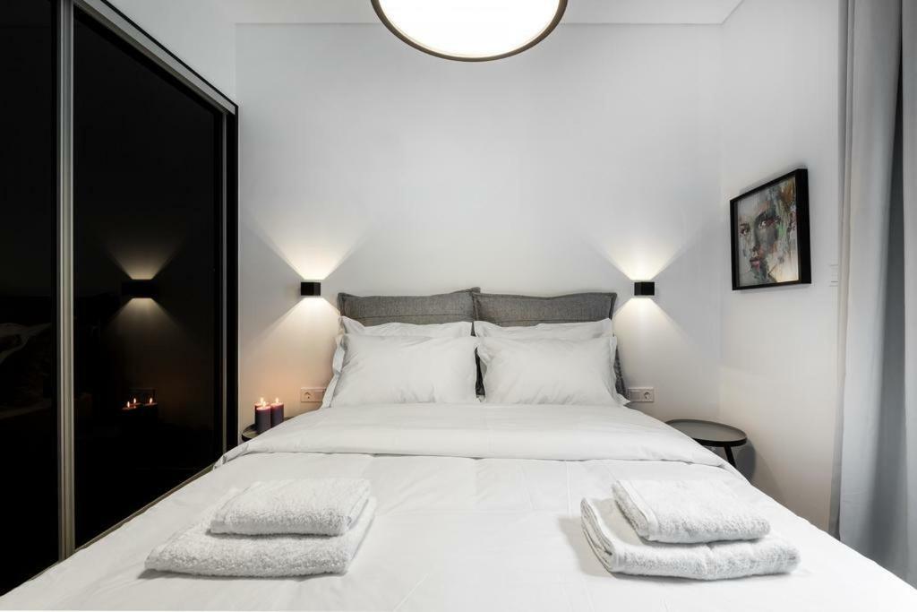 Downtown Boutique Apartments Athena Bagian luar foto